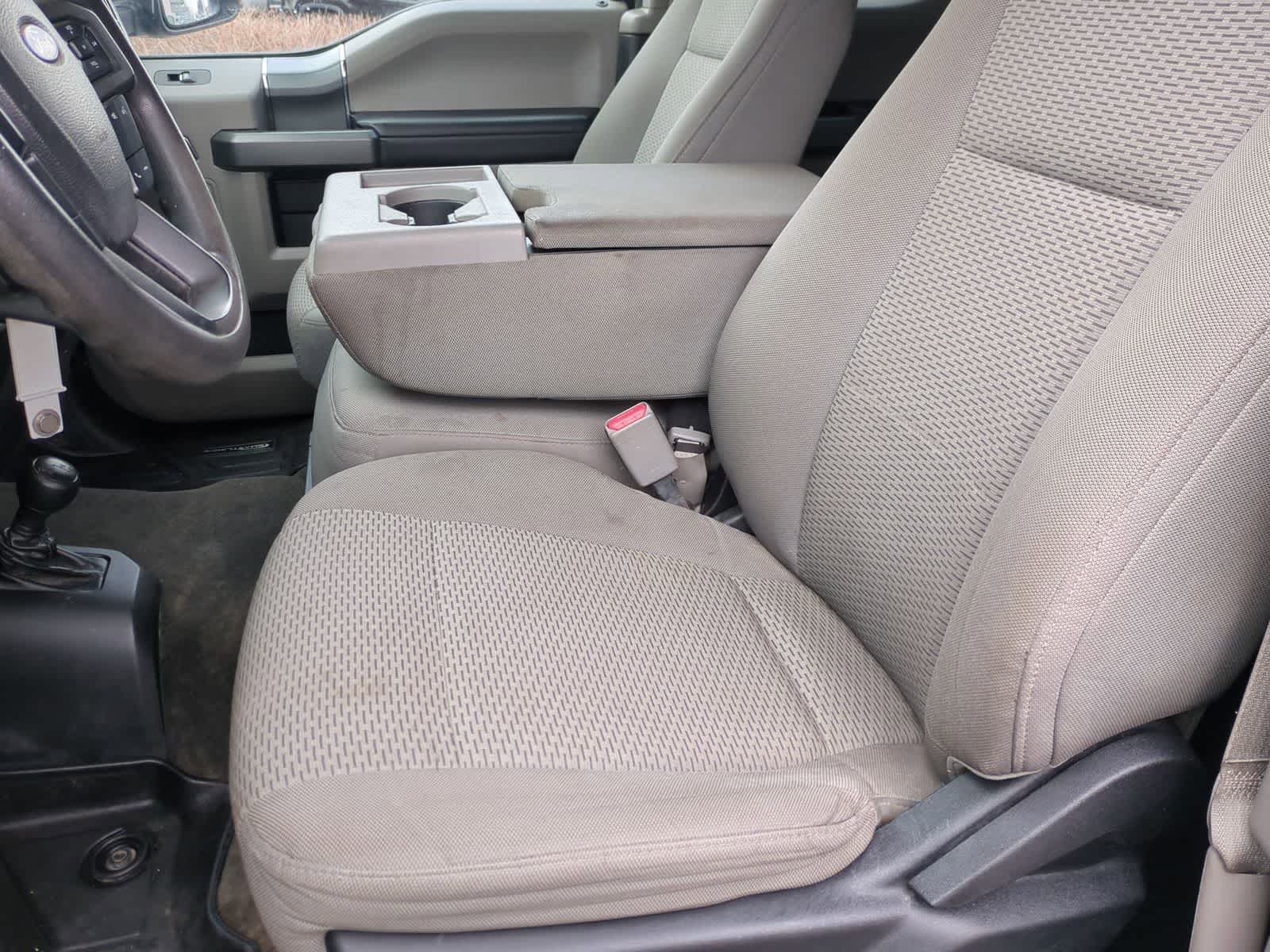 Thumbnail: 2017 Ford Econoline - 16