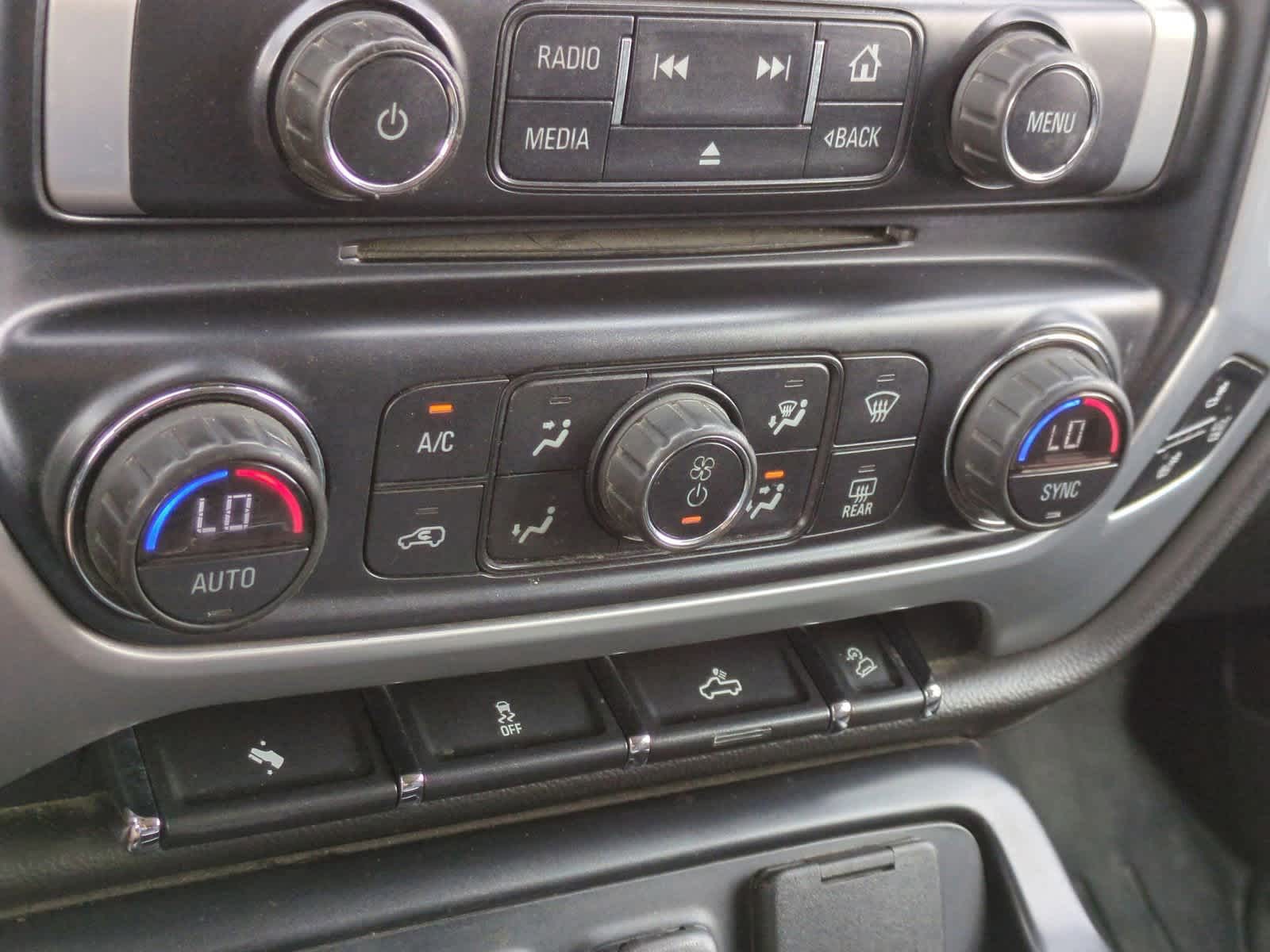 Thumbnail: 2015 GMC Sierra 1500 - 26