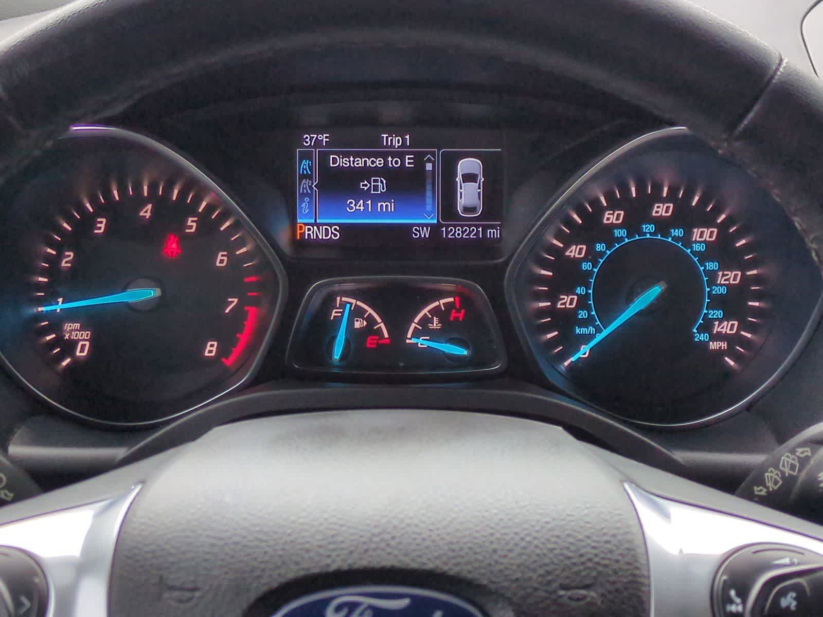 Thumbnail: 2016 Ford Escape - 32