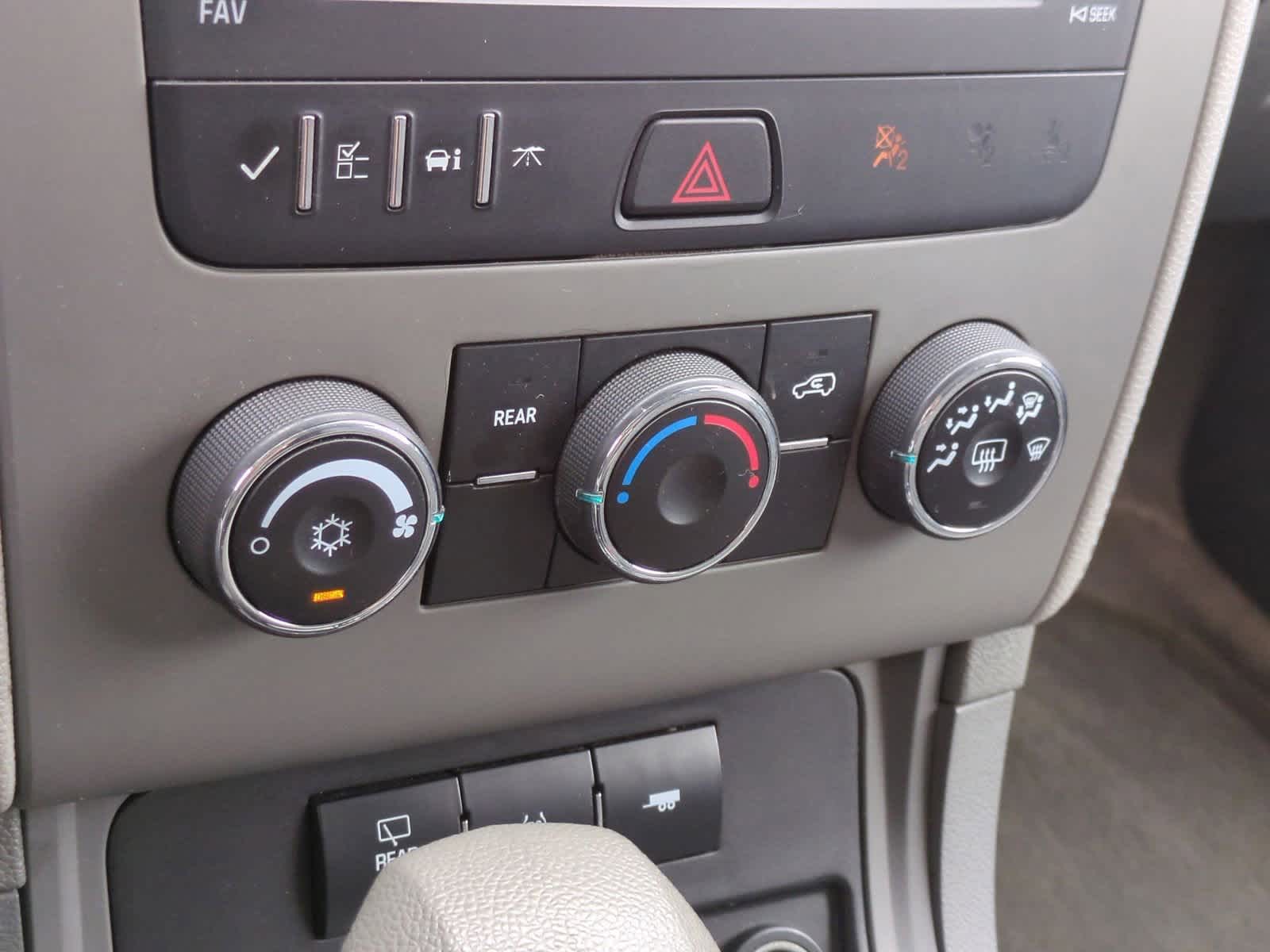 Thumbnail: 2017 Chevrolet Traverse - 26