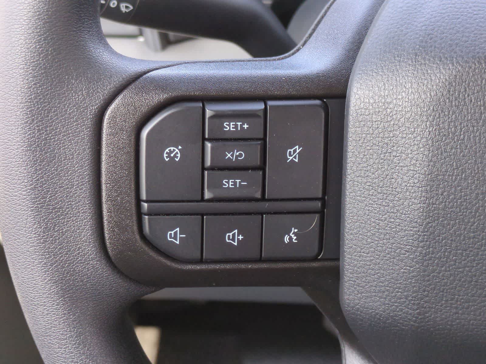 Thumbnail: 2026 Ford Econoline - 23