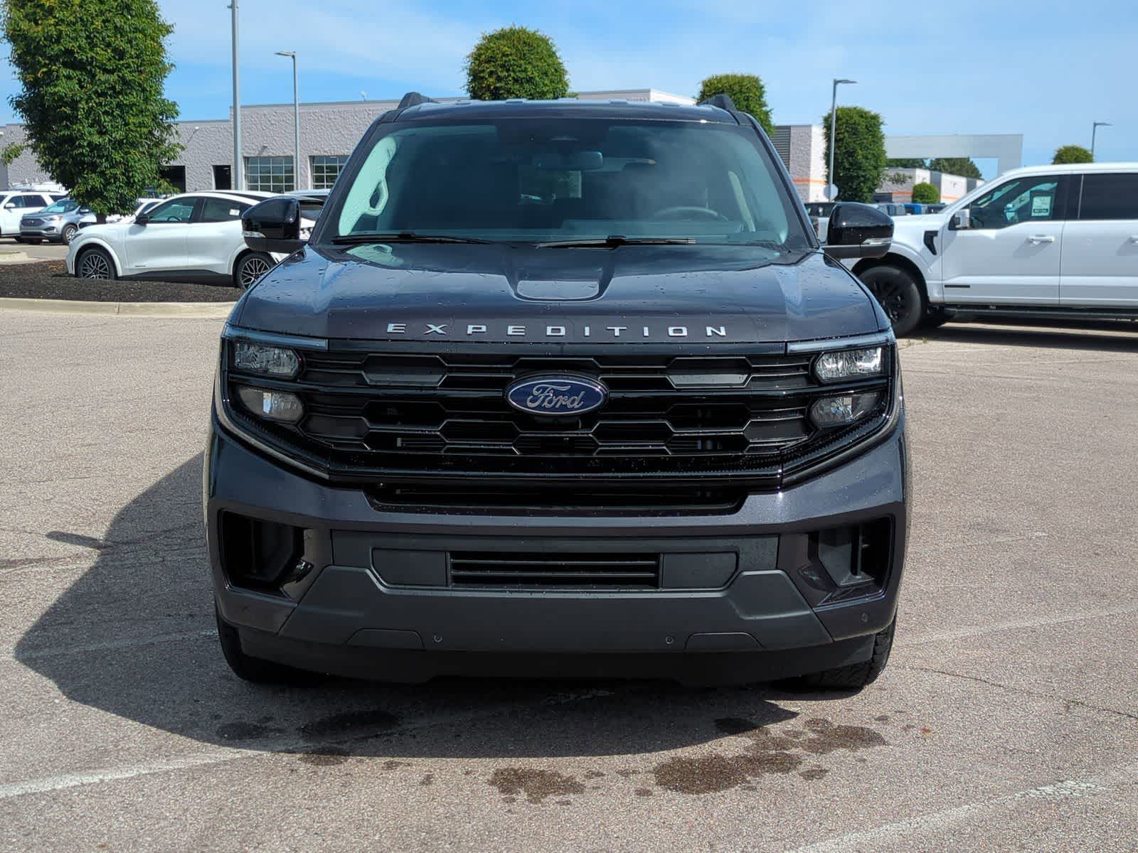 Thumbnail: 2026 Ford Expedition MAX - 3