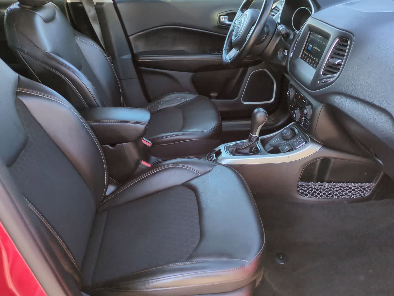 Thumbnail: 2020 Jeep Compass - 21