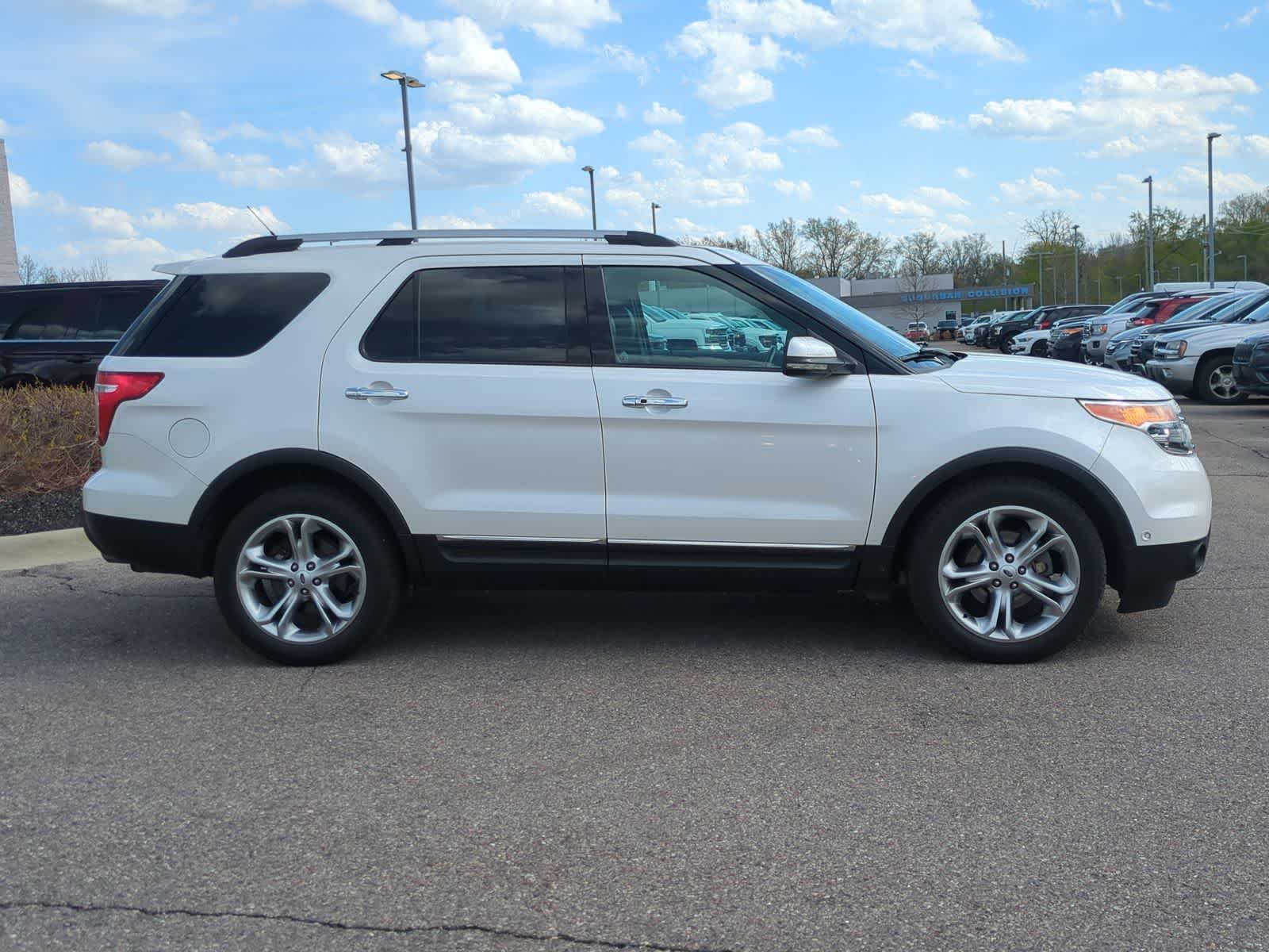 Thumbnail: 2012 Ford Explorer - 9