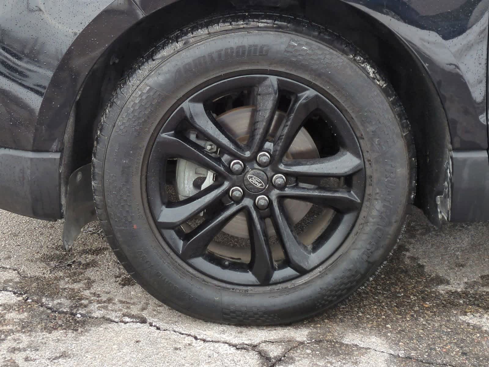 Thumbnail: 2020 Ford Edge - 14