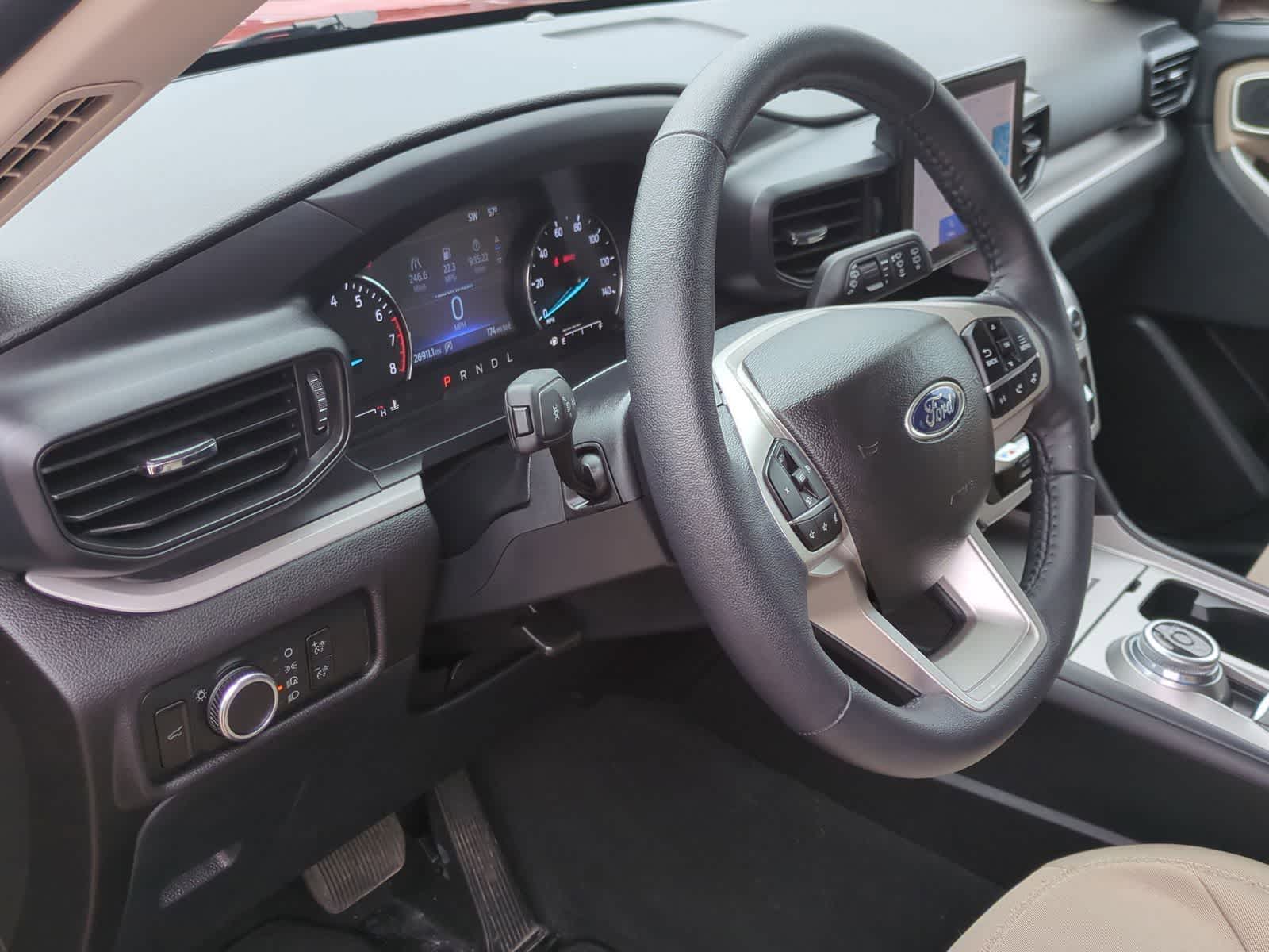 Thumbnail: 2023 Ford Explorer - 10