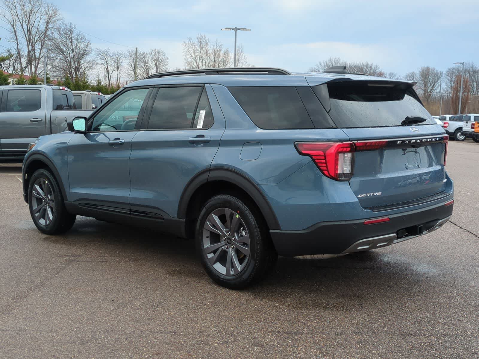 Thumbnail: 2026 Ford Explorer - 6