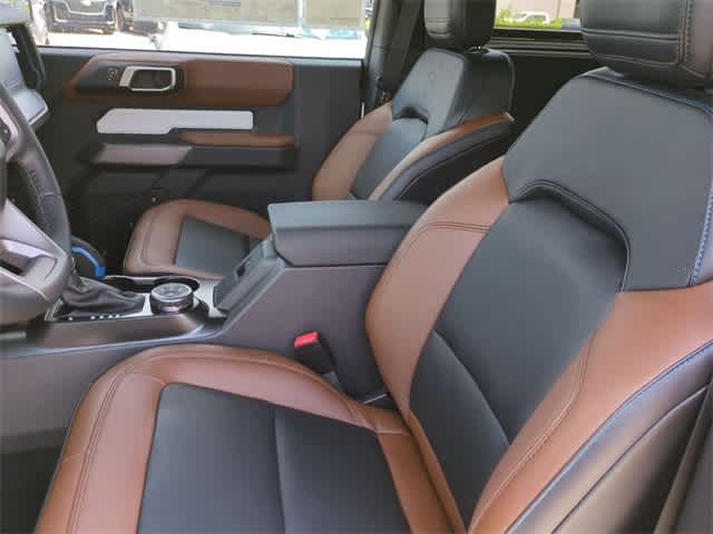 2023 Ford Bronco Outer Banks 16
