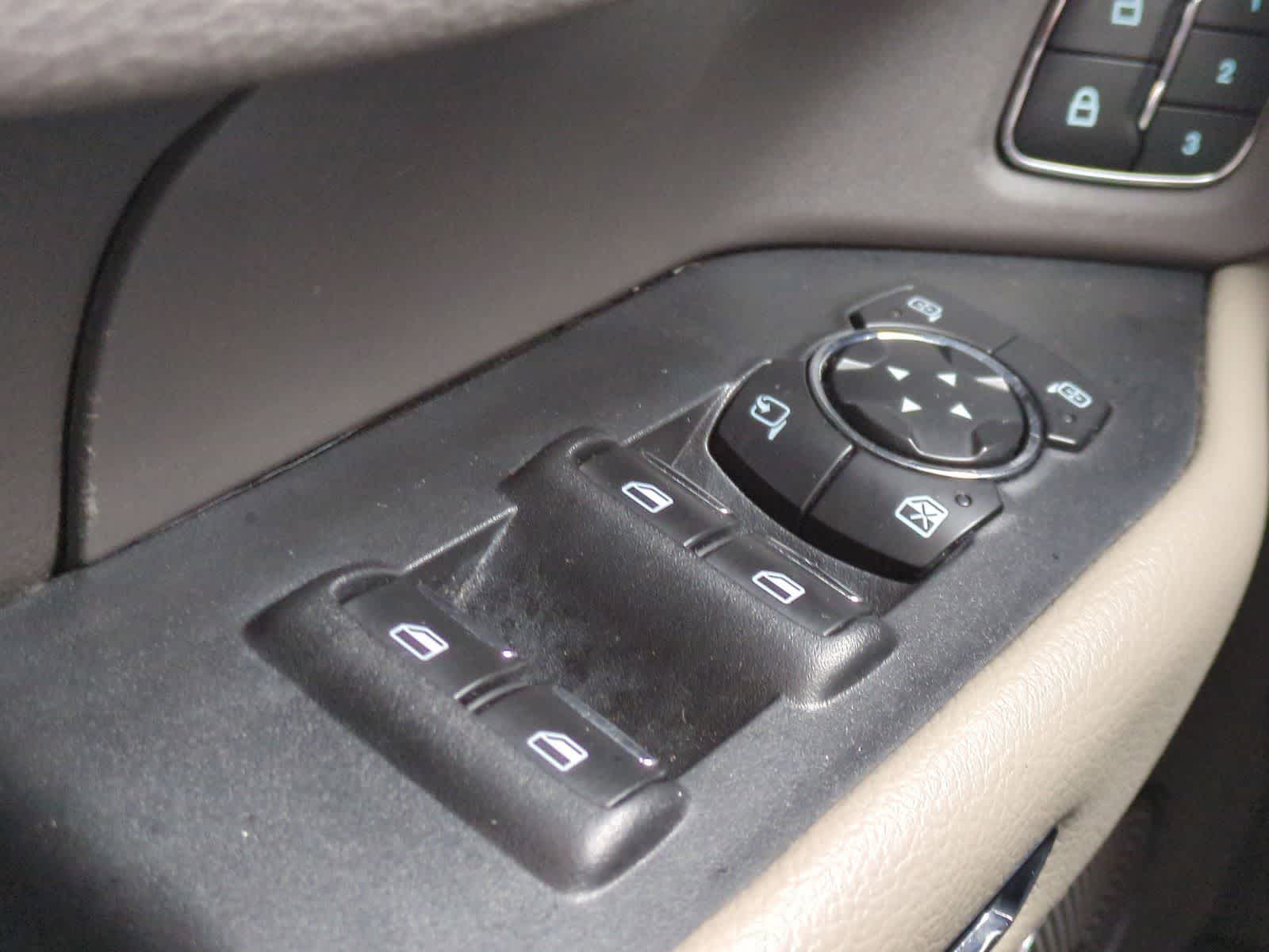 Thumbnail: 2021 Ford Expedition - 31