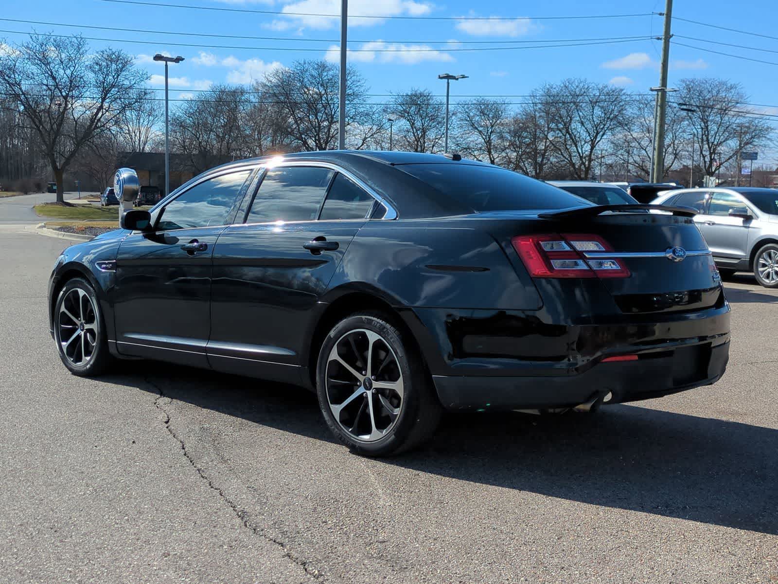 Thumbnail: 2015 Ford Taurus - 6