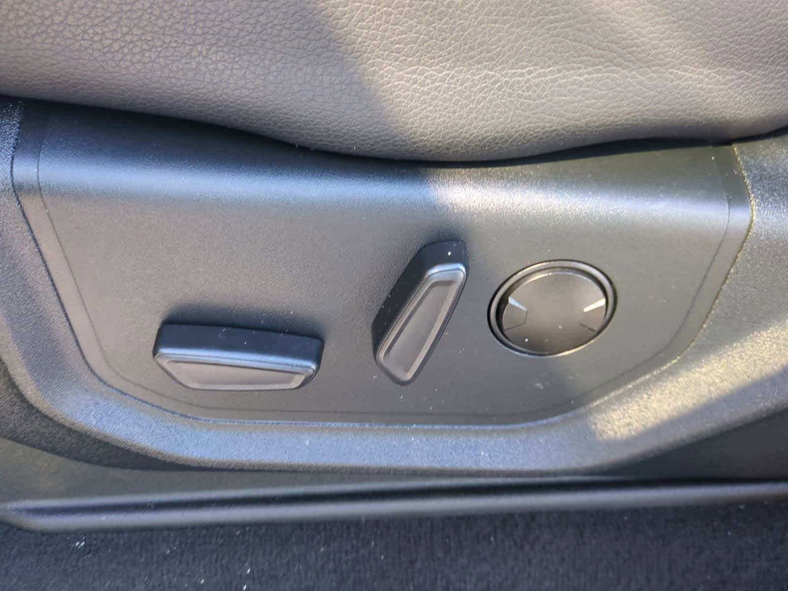 Thumbnail: 2021 Ford Econoline - 17