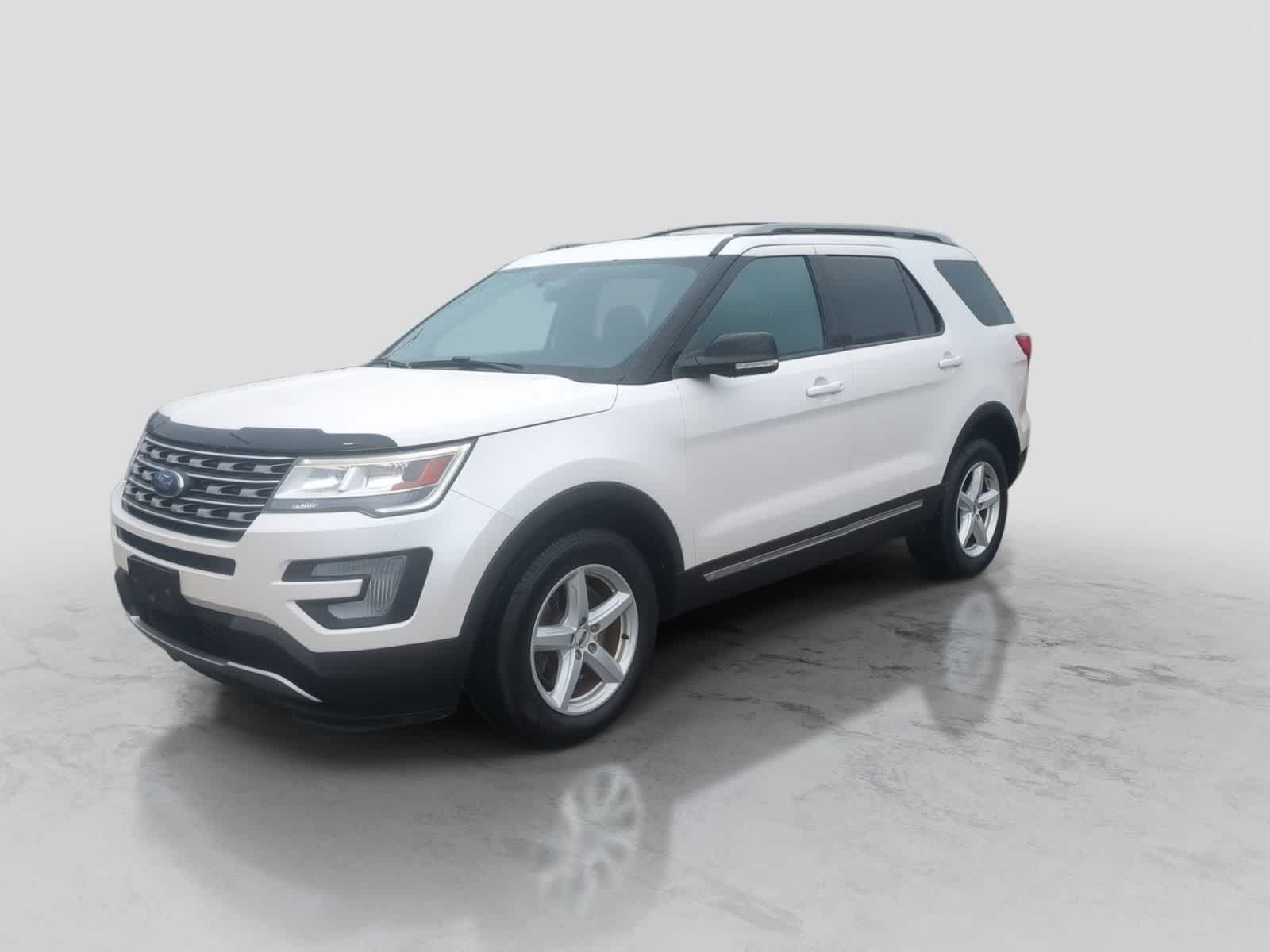 Thumbnail: 2017 Ford Explorer - 4