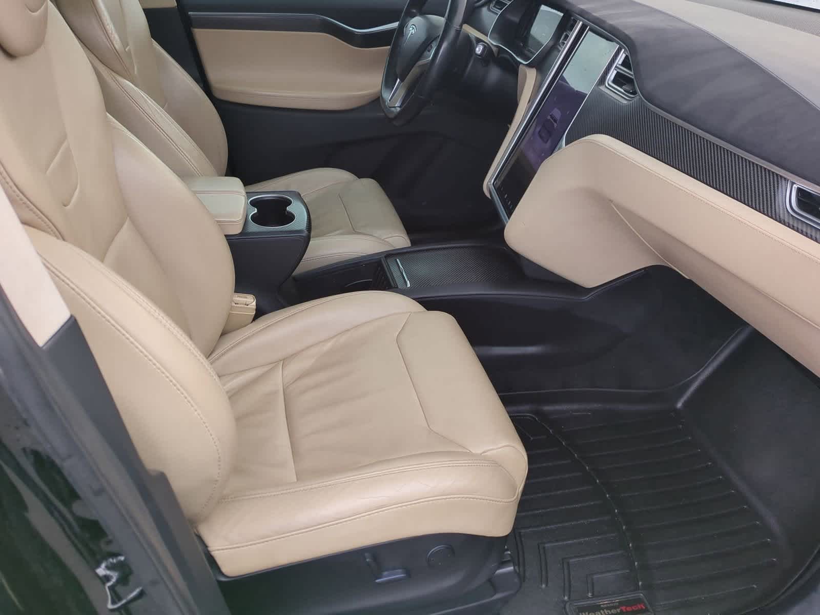 Thumbnail: 2017 Tesla Model X - 24