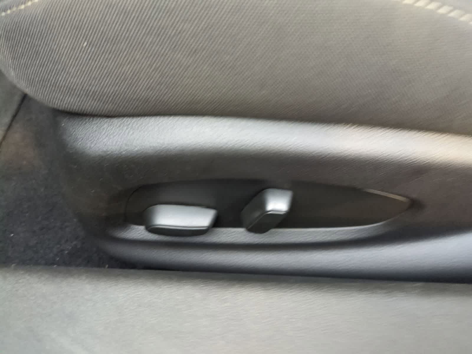 Thumbnail: 2022 Chevrolet Camaro - 16