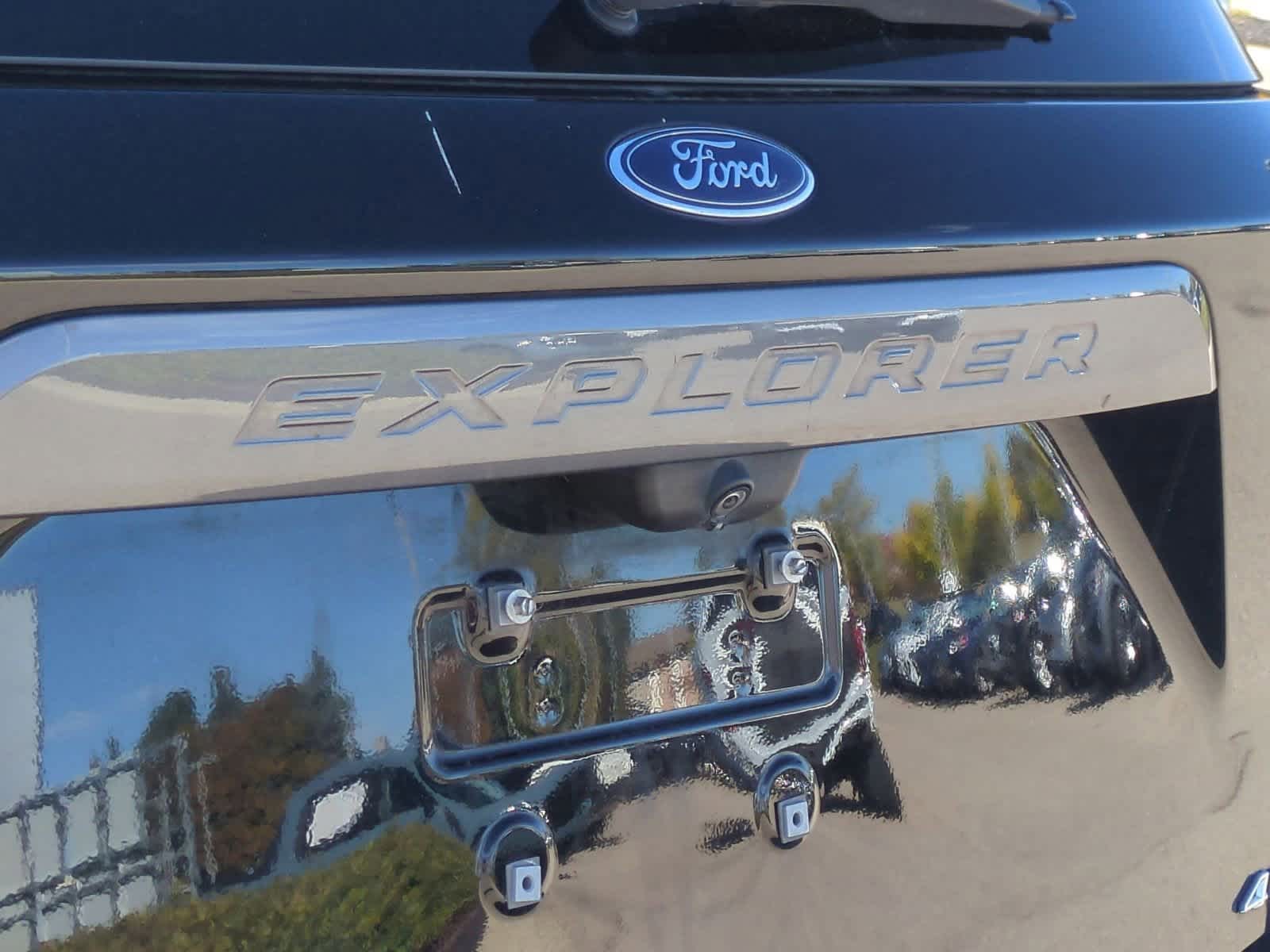 Thumbnail: 2021 Ford Explorer - 13