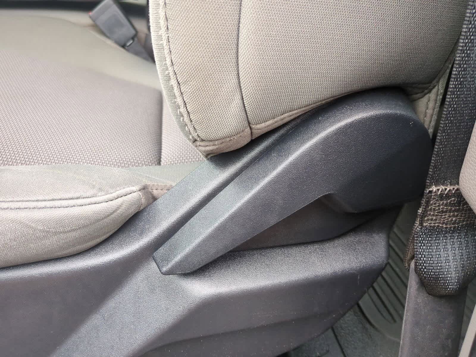 Thumbnail: 2022 Ford Econoline - 17