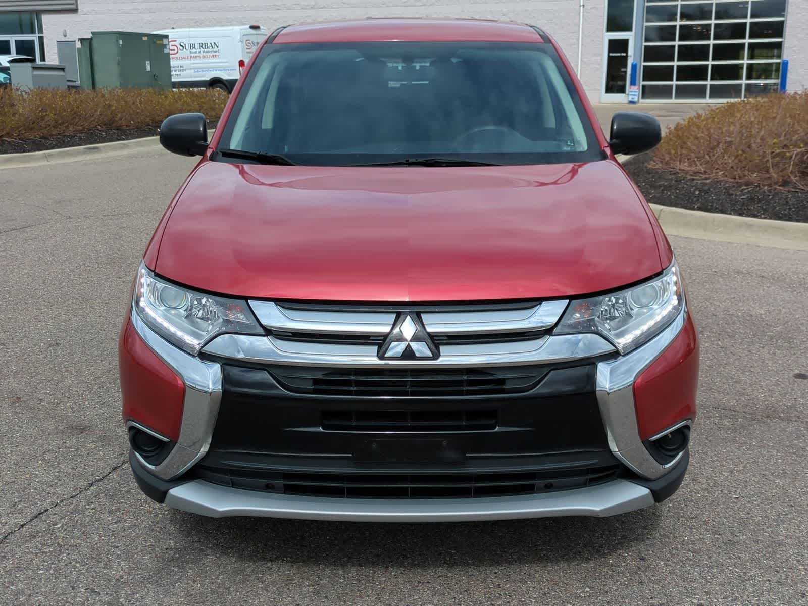 Thumbnail: 2018 Mitsubishi Outlander - 3