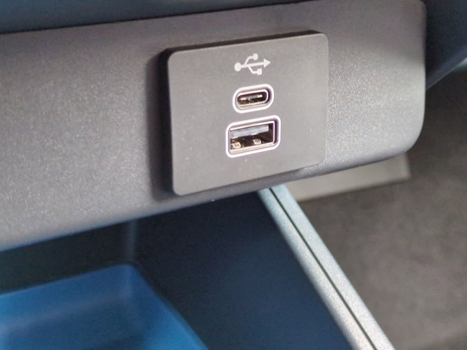 Thumbnail: 2025 Ford Maverick - 29