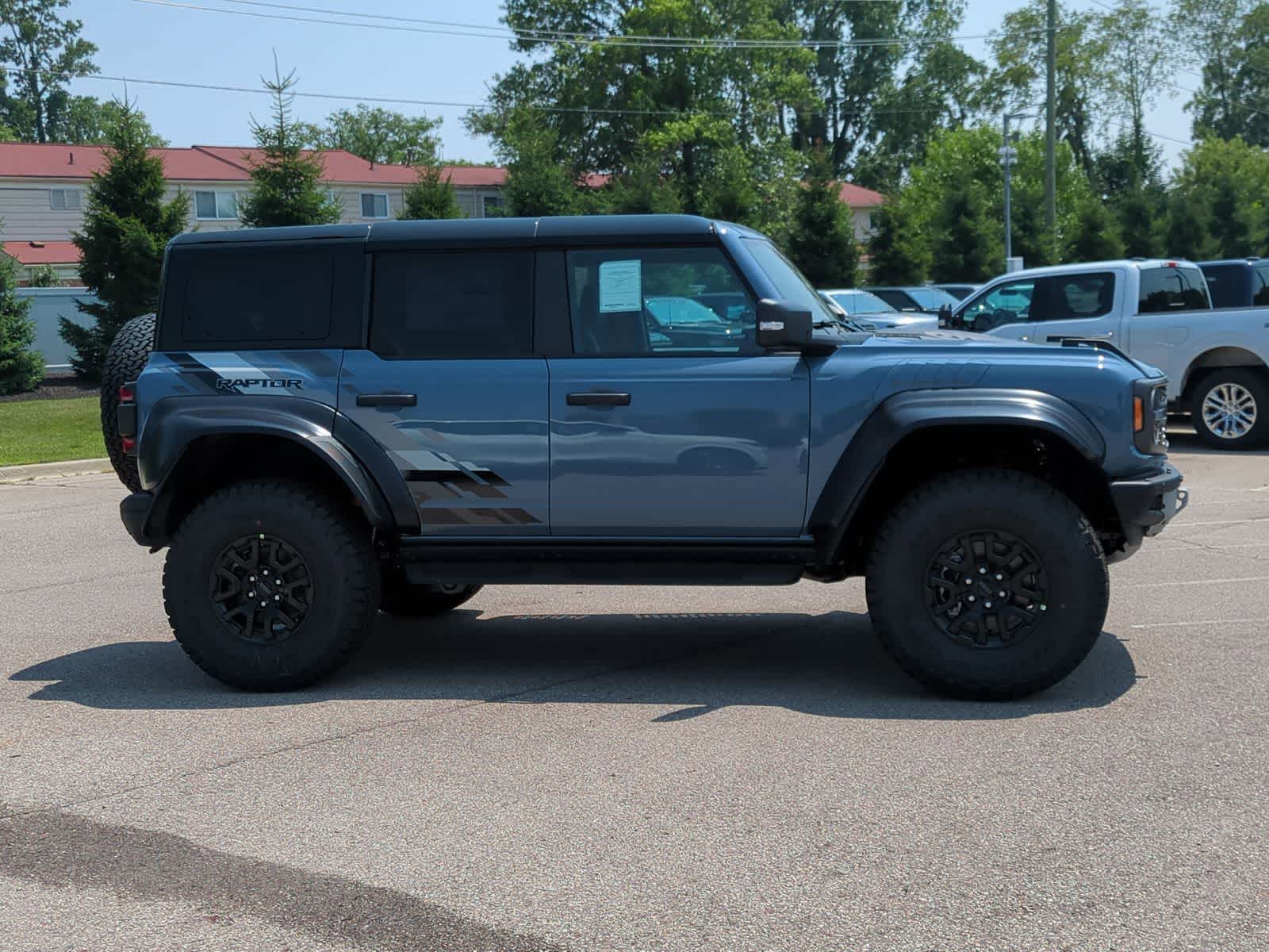Thumbnail: 2025 Ford Bronco - 8
