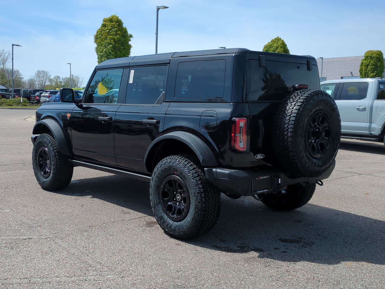 Thumbnail: 2026 Ford Bronco - 6
