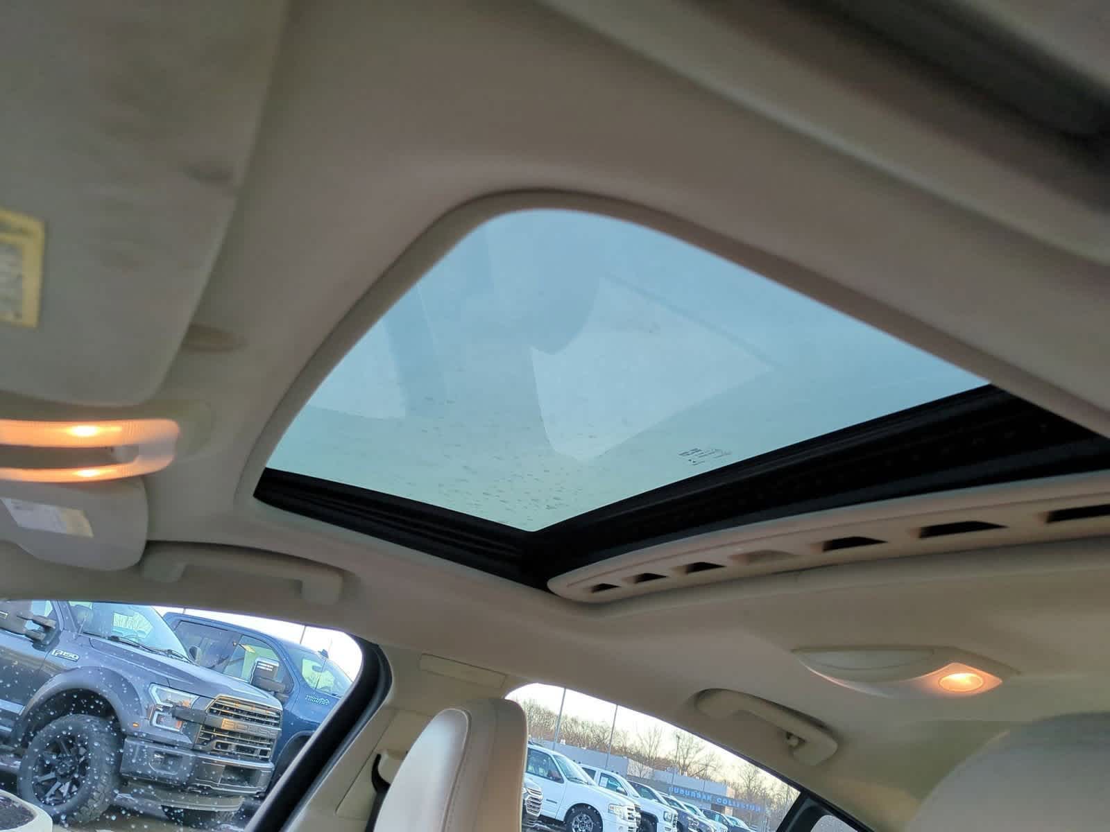 Thumbnail: 2017 Volvo S60 - 19