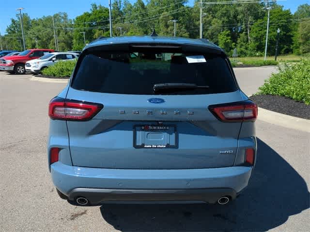 2024 Ford Escape ST-Line 4