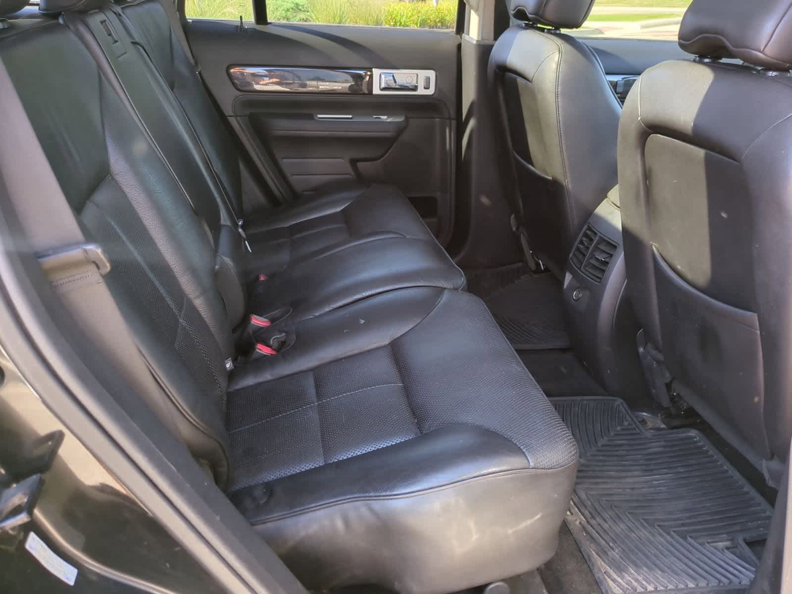 Thumbnail: 2010 Lincoln MKX - 21