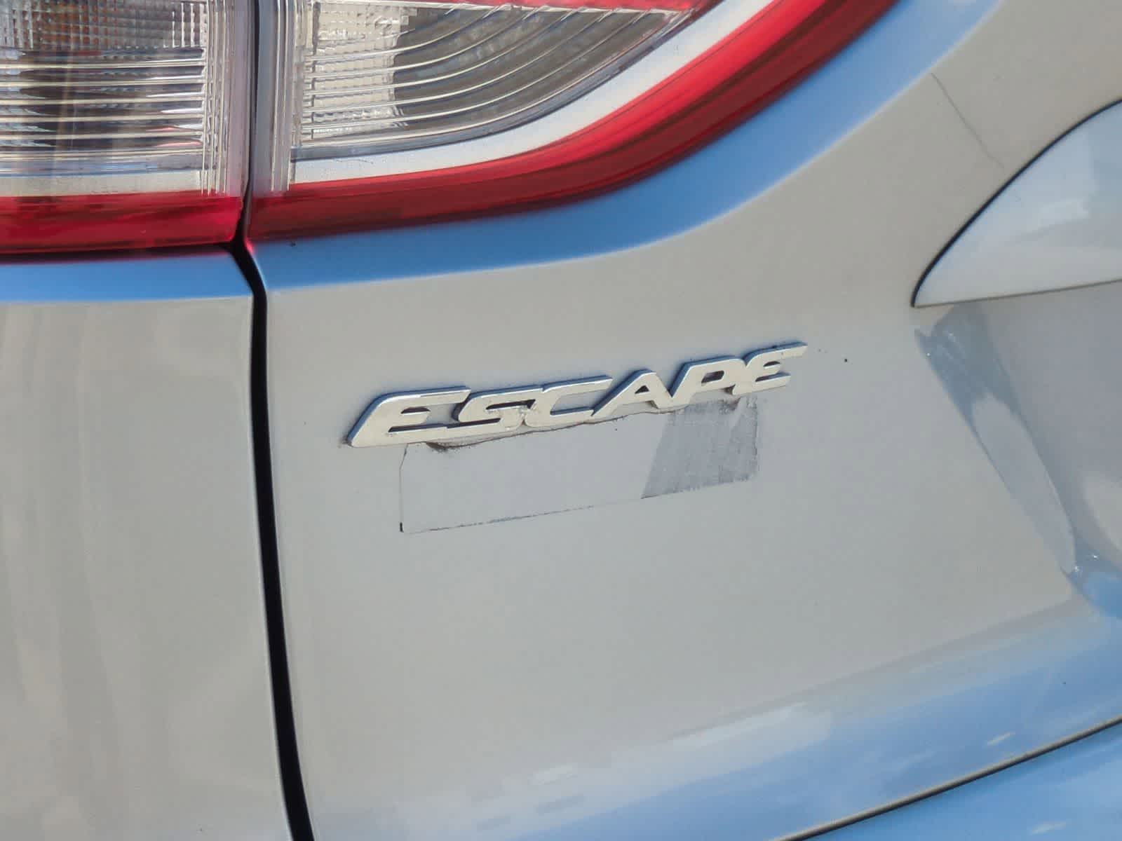 Thumbnail: 2016 Ford Escape - 13