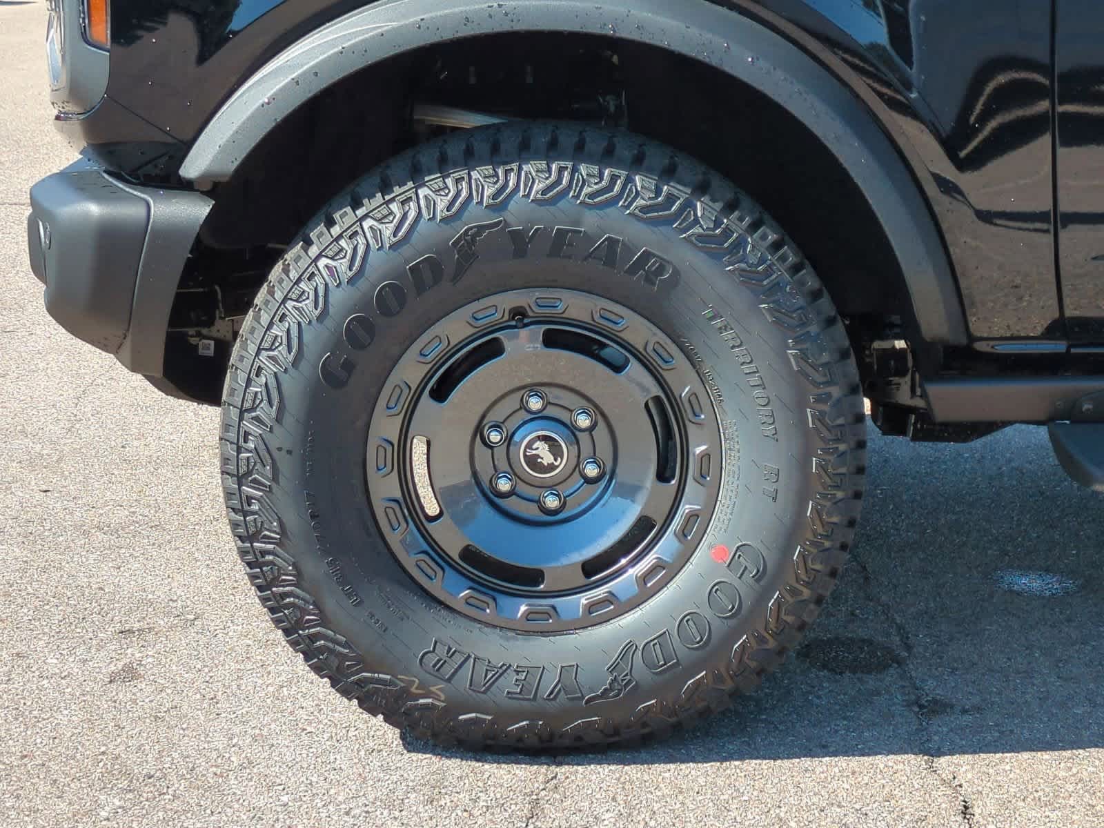 Thumbnail: 2025 Ford Bronco - 14