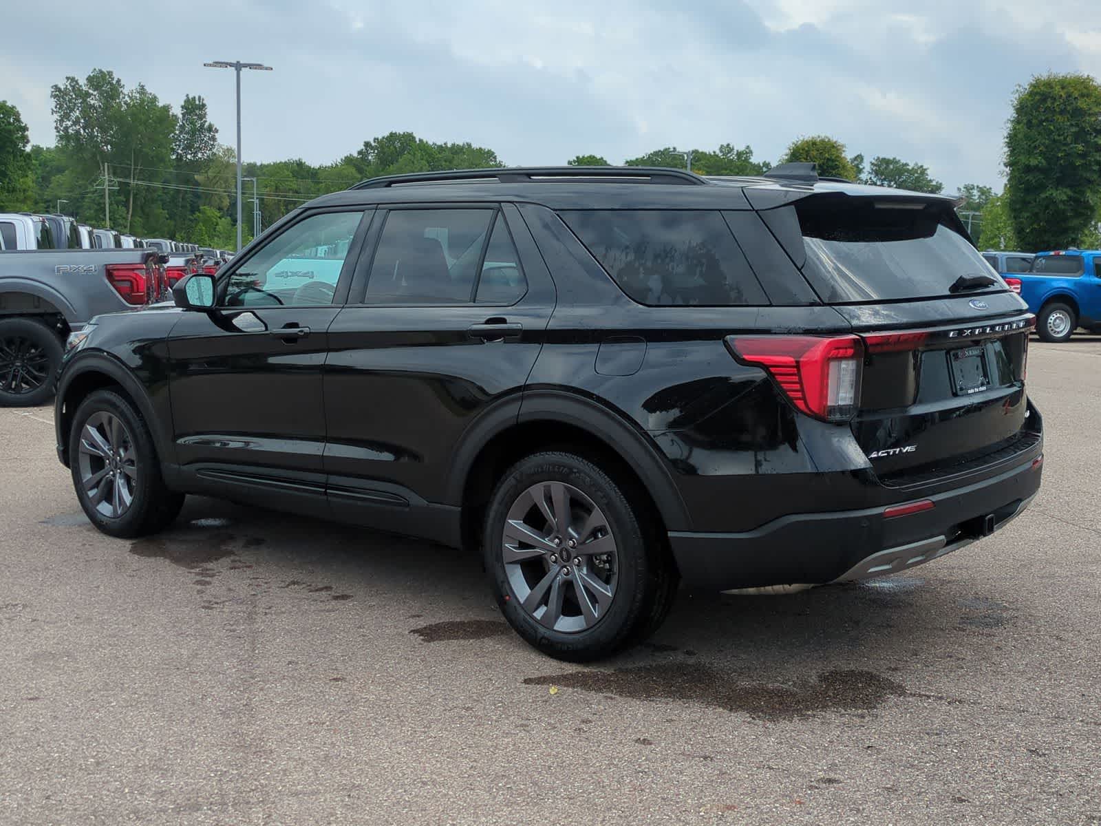 Thumbnail: 2026 Ford Explorer - 6