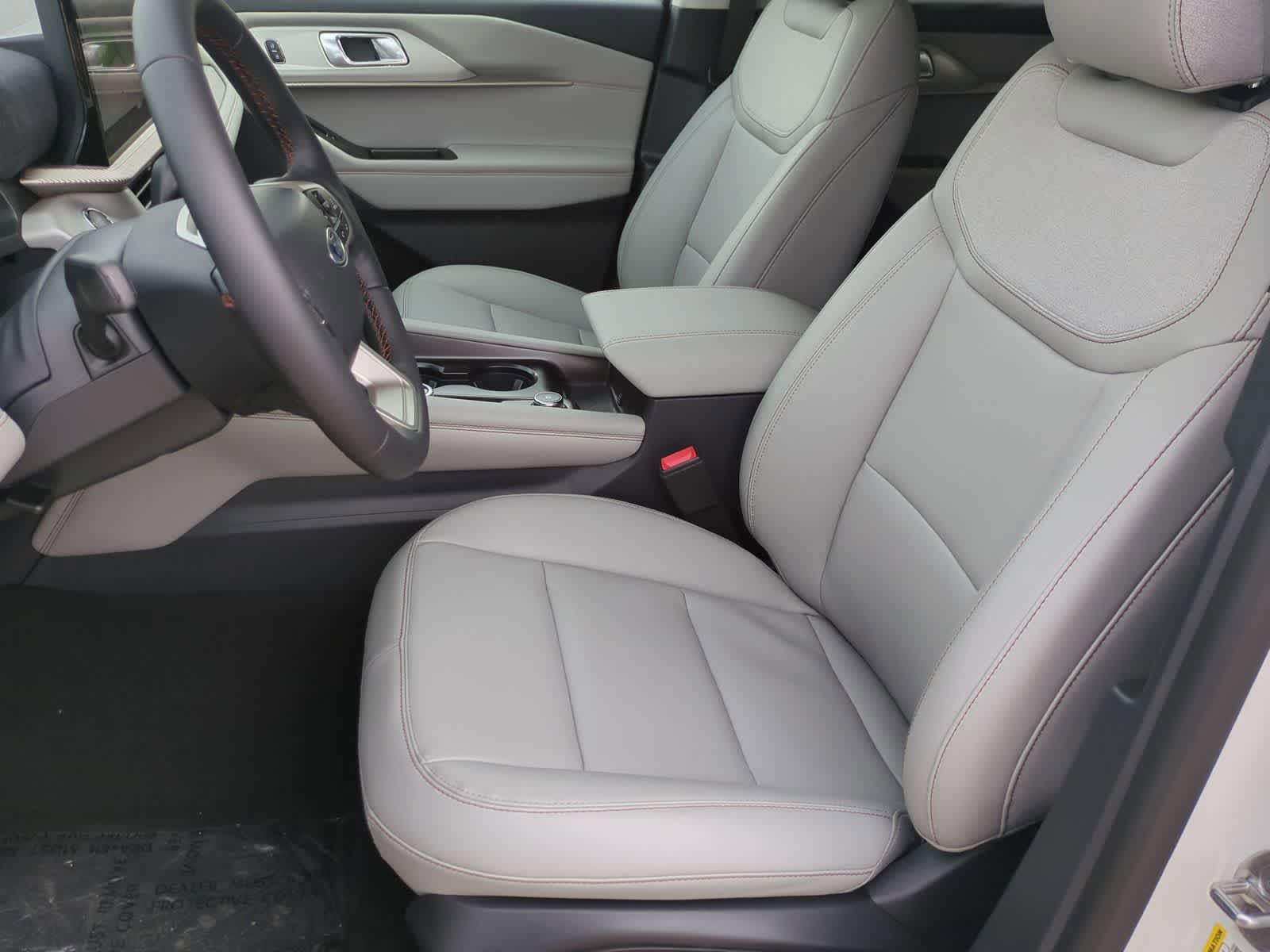 Thumbnail: 2026 Ford Explorer - 16
