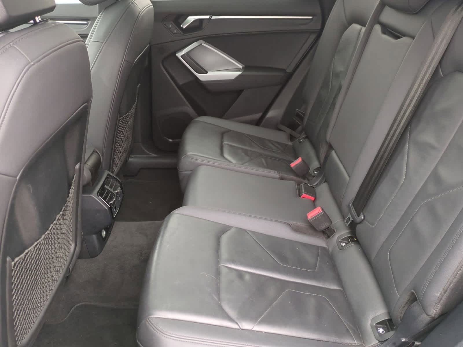 Thumbnail: 2020 Audi Q3 - 20