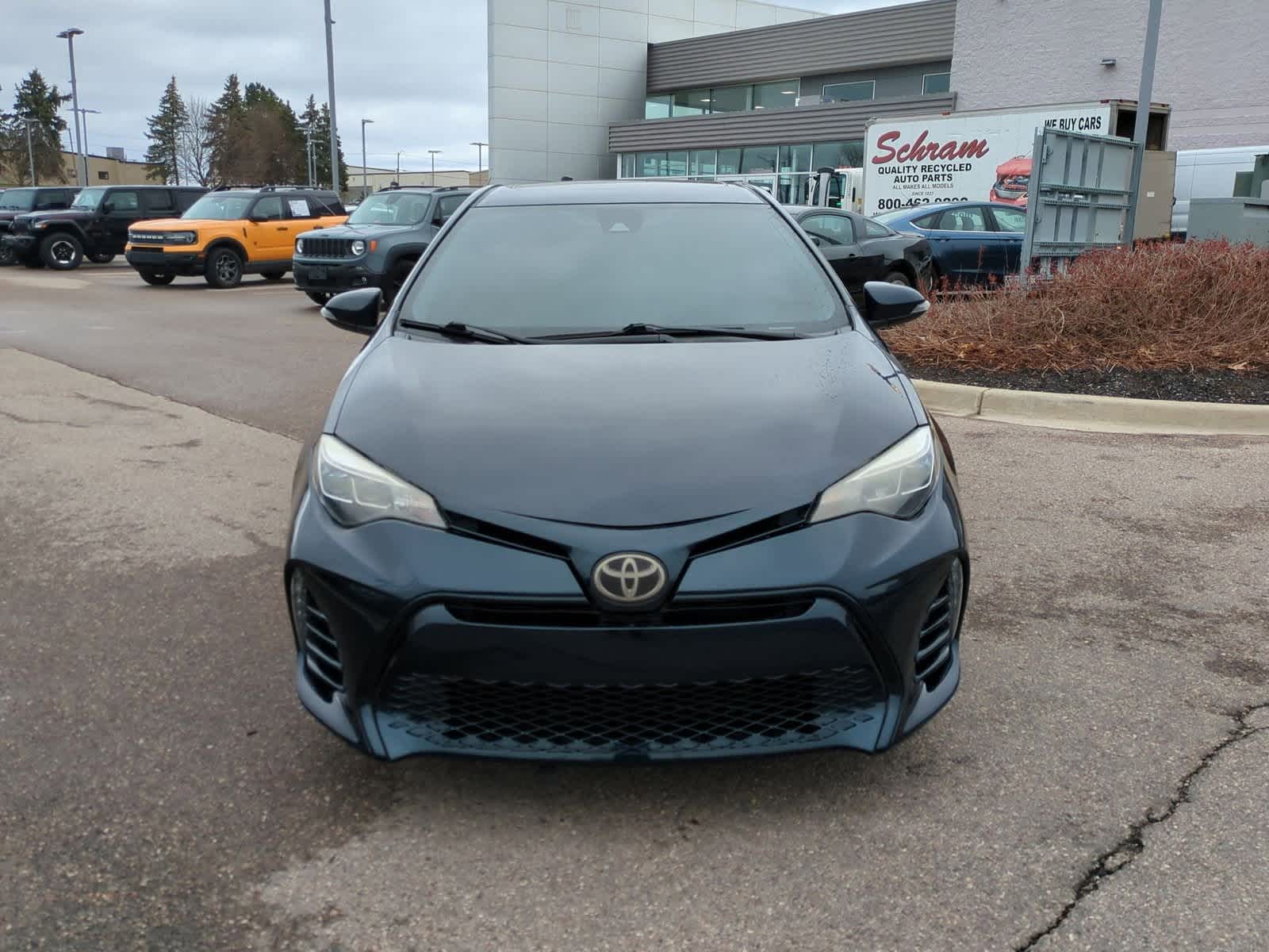 Thumbnail: 2018 Toyota Corolla - 3