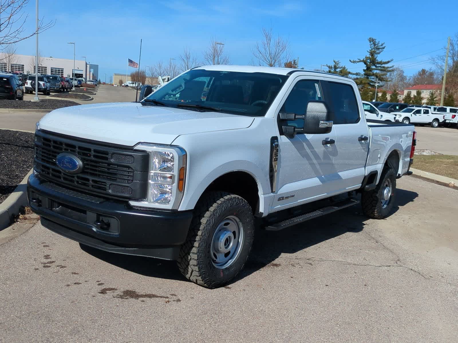 2025 Ford Econoline E-350 4