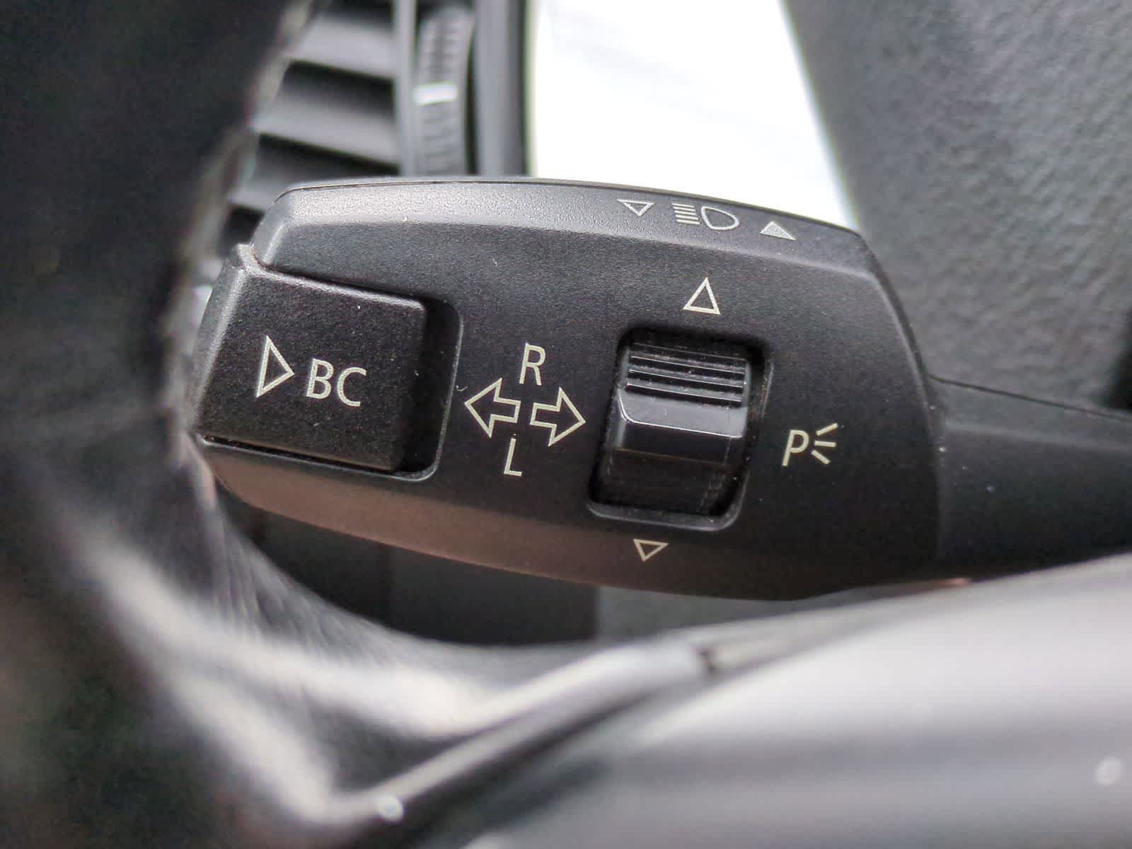 Thumbnail: 2012 BMW X5 - 28