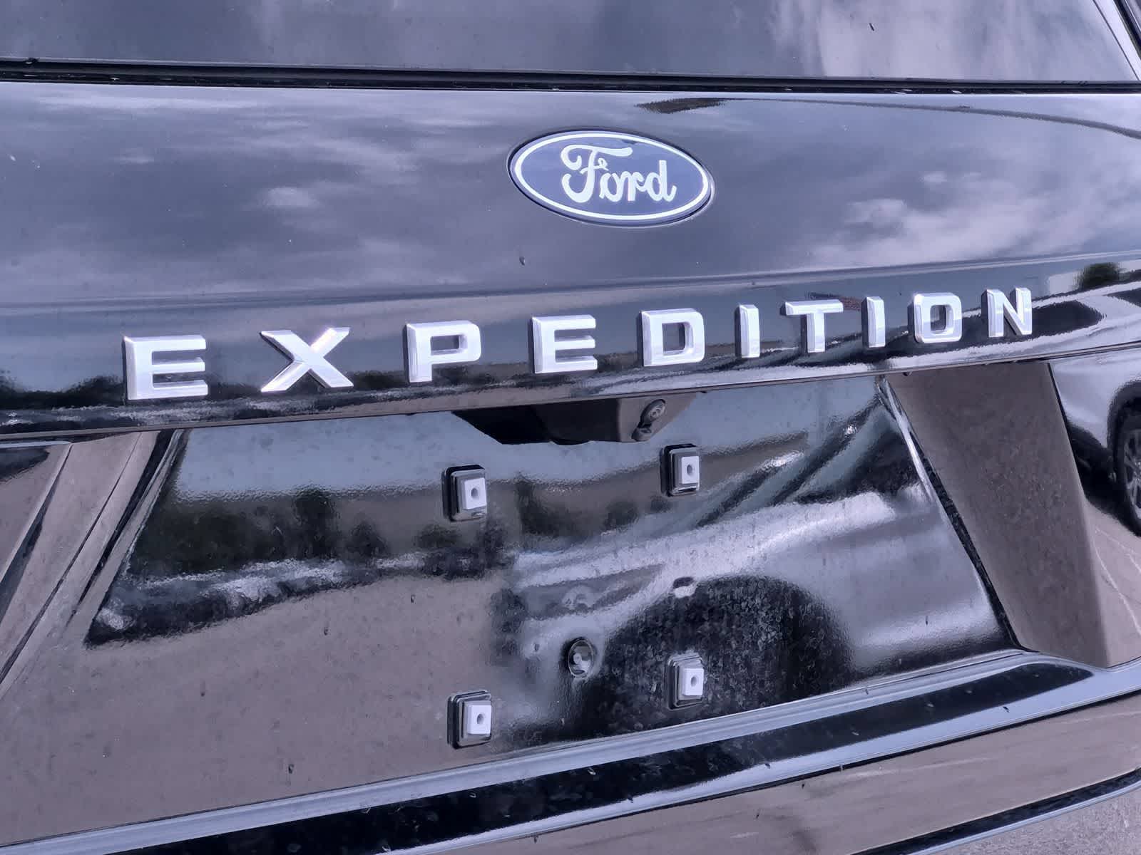 Thumbnail: 2026 Ford Expedition MAX - 13