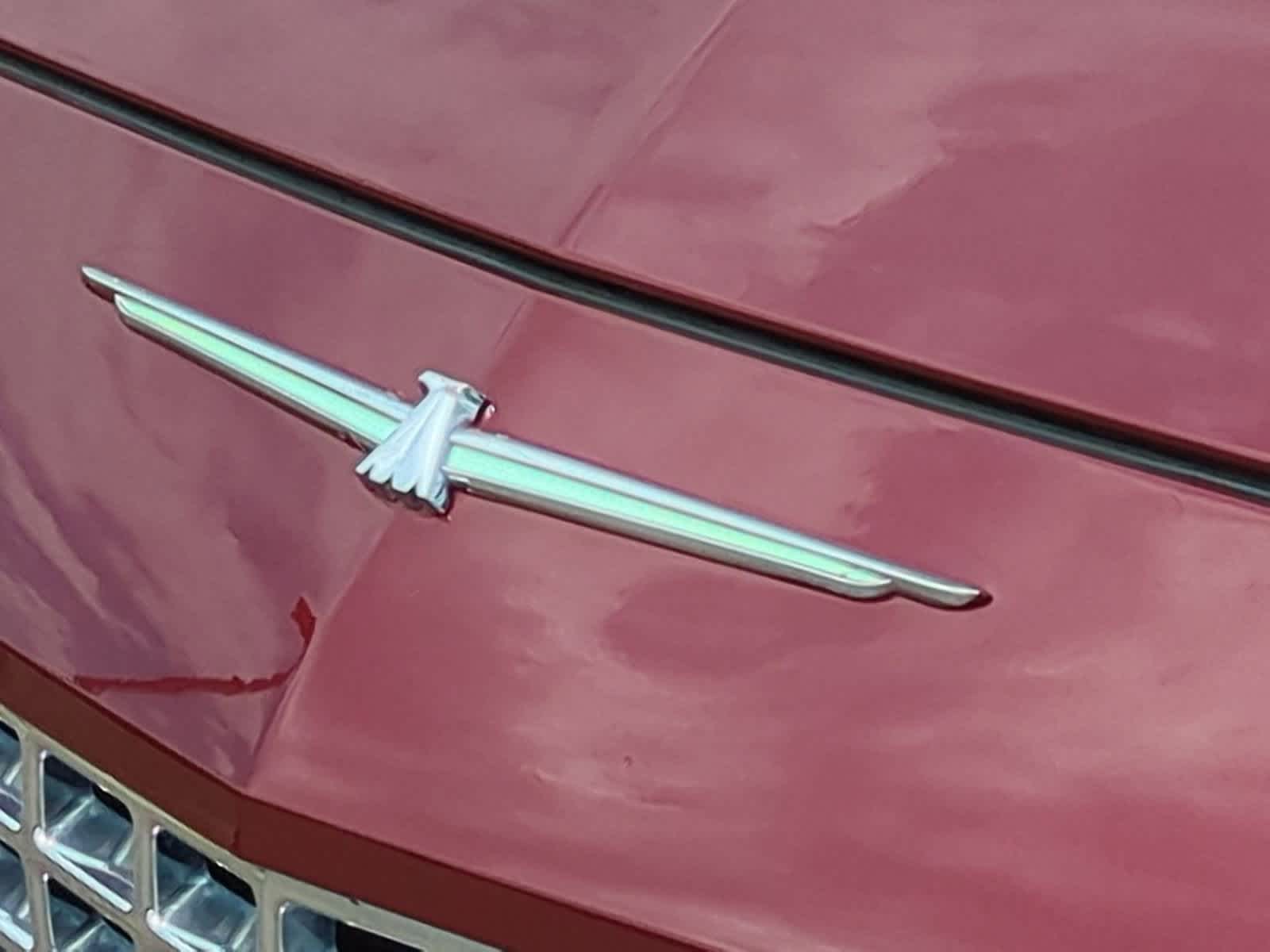 Thumbnail: 2004 Ford Thunderbird - 12