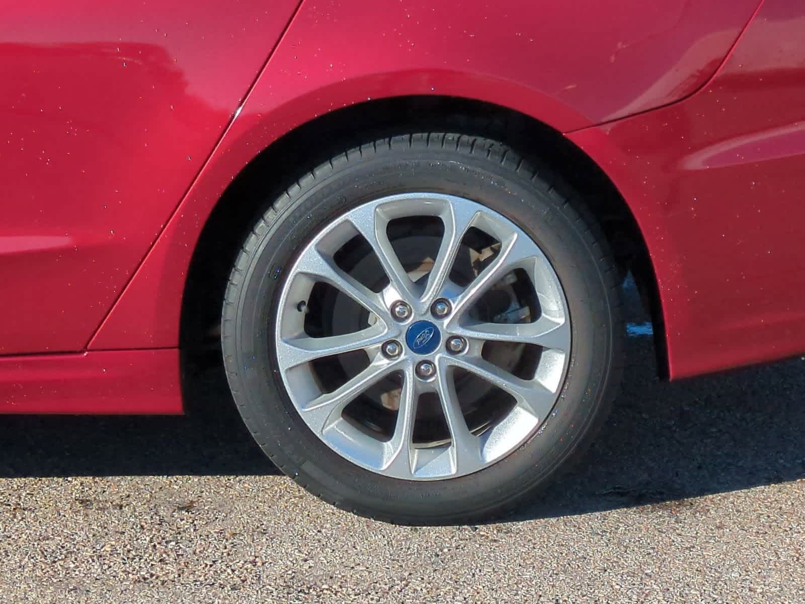 Thumbnail: 2019 Ford Fusion - 14