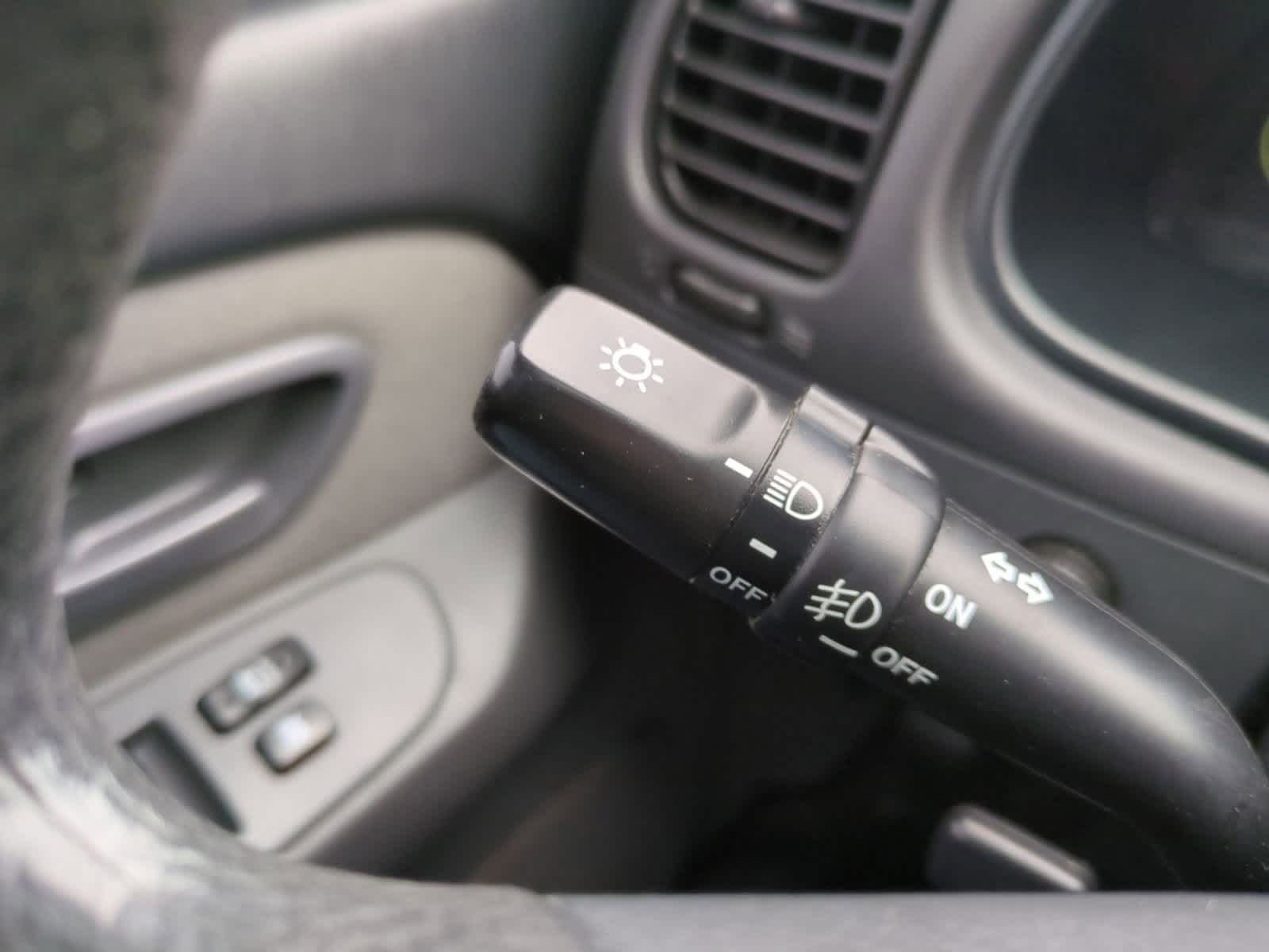 Thumbnail: 2006 Toyota Tundra - 26