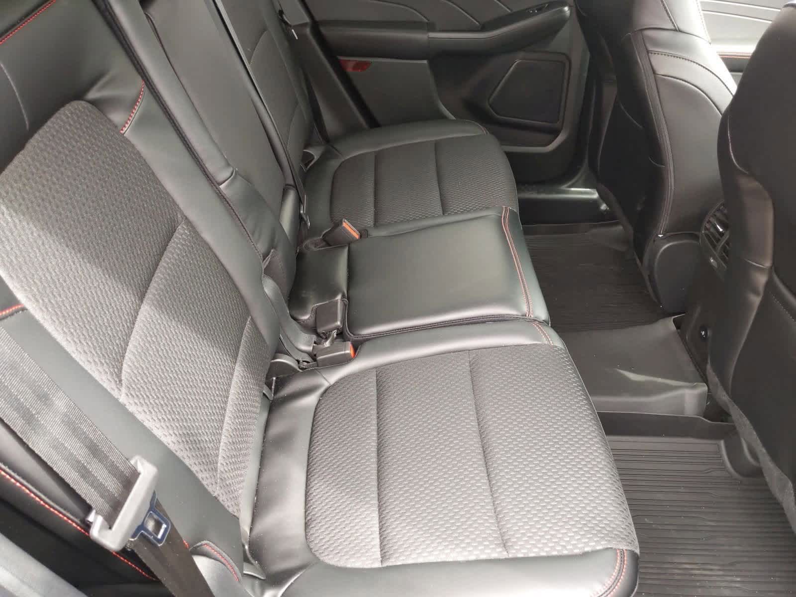 2025 Ford Escape ST-Line 20