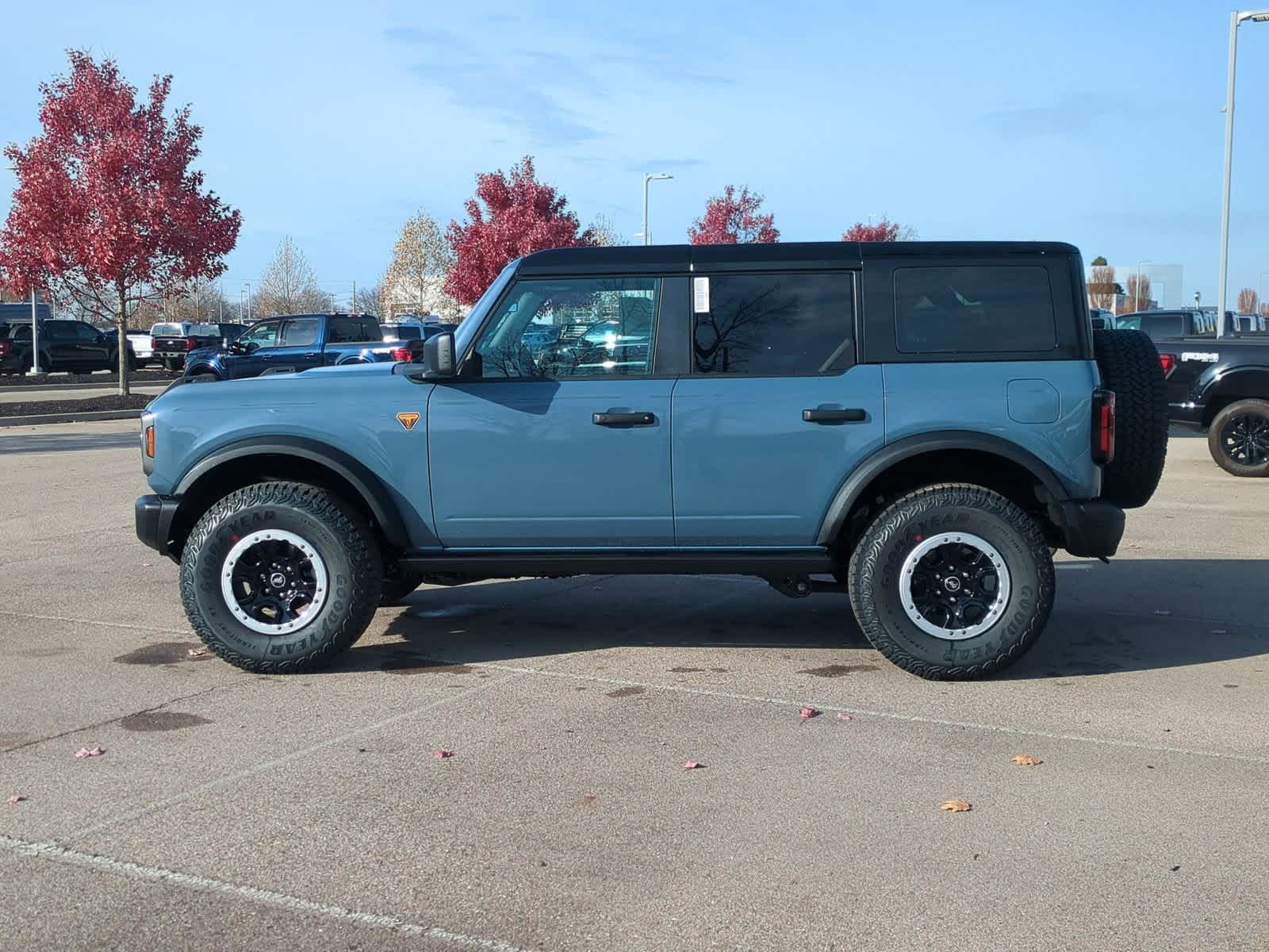 Thumbnail: 2025 Ford Bronco - 5