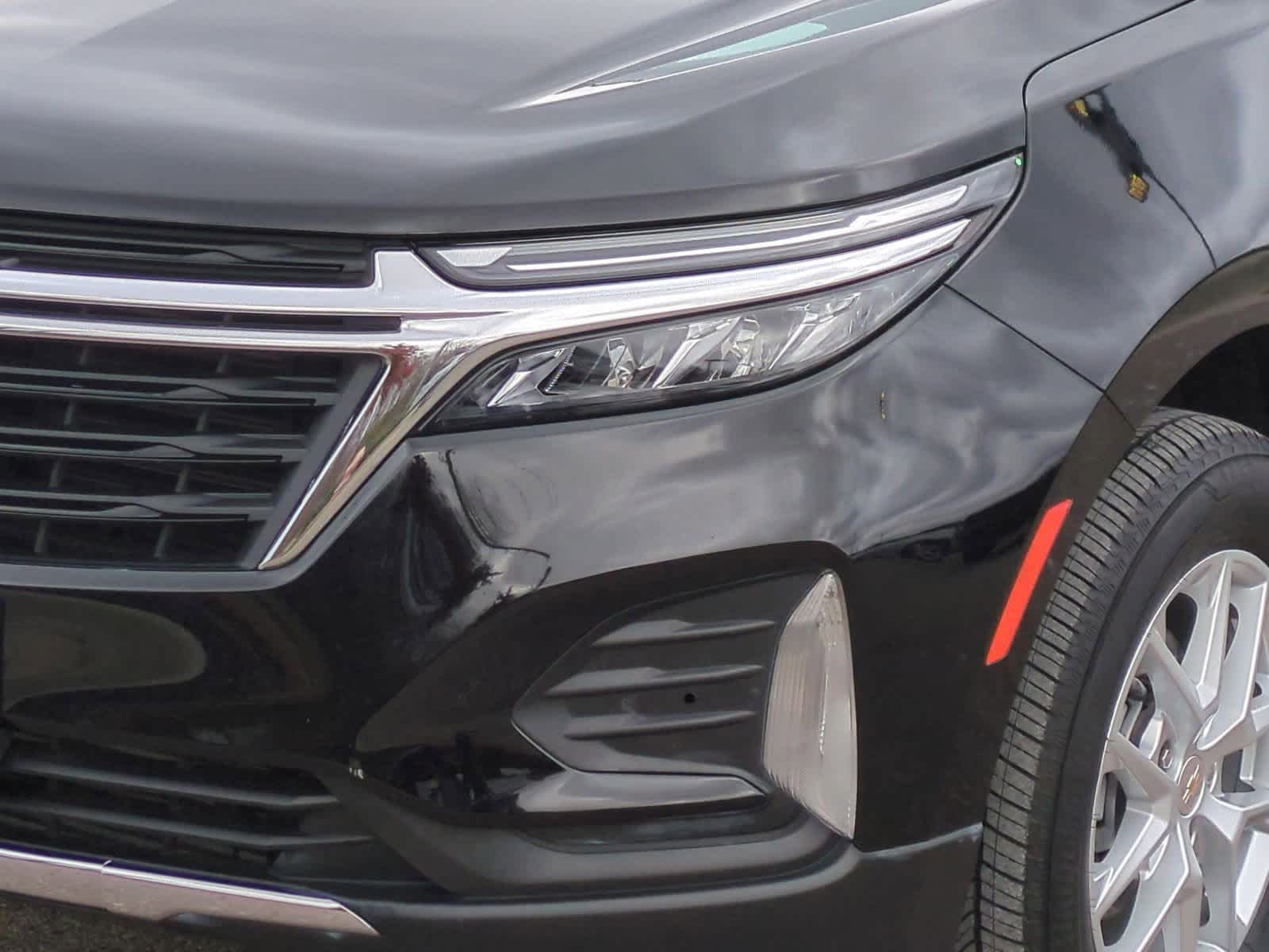 Thumbnail: 2023 Chevrolet Equinox - 11