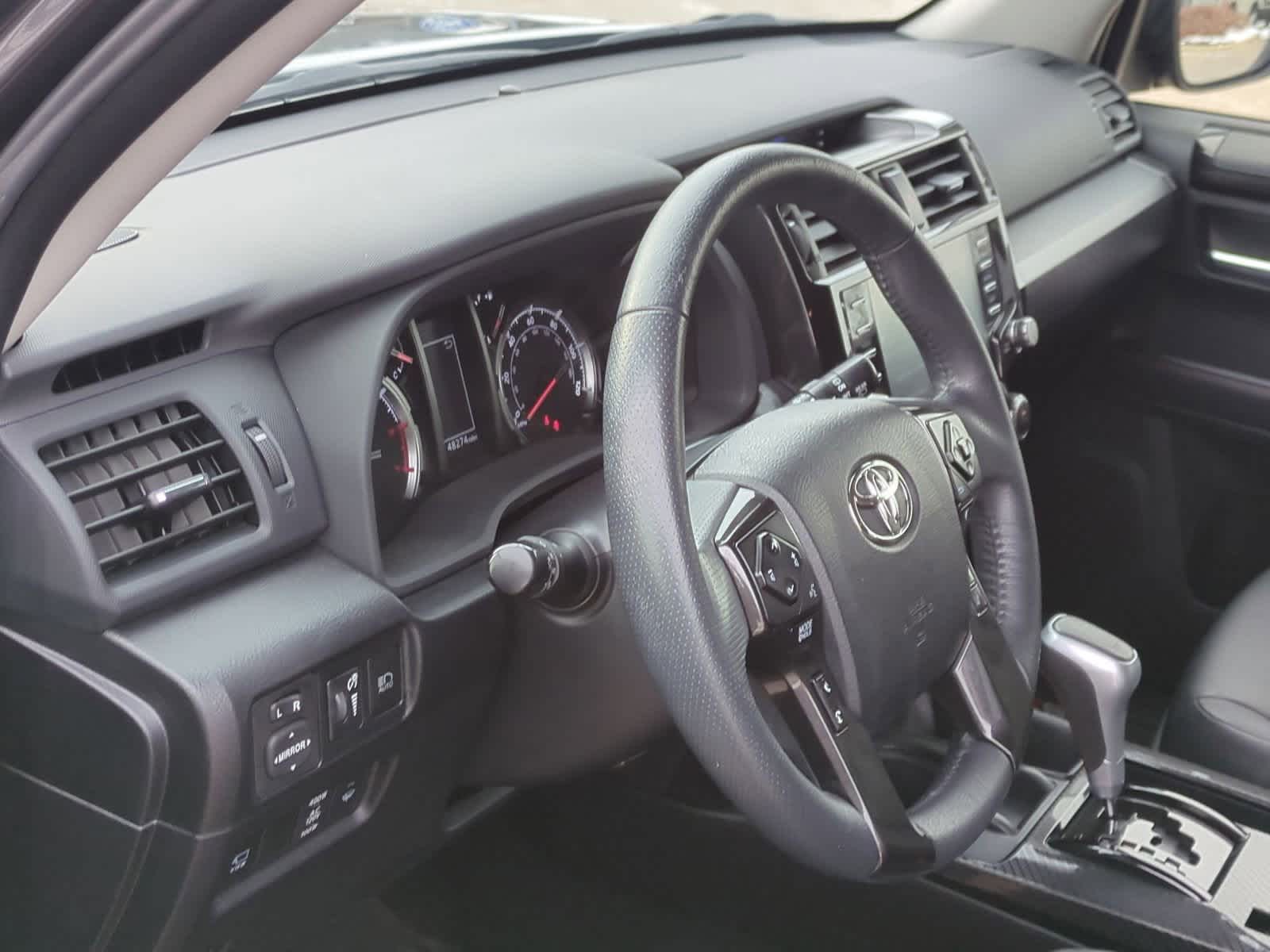 Thumbnail: 2022 Toyota 4Runner - 10