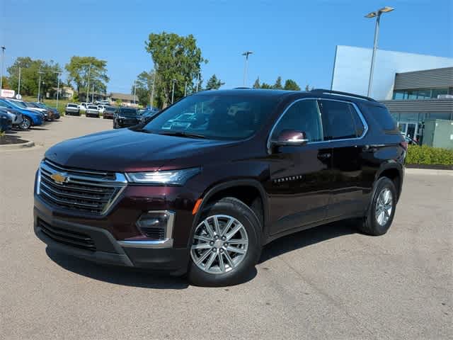 2022 Chevrolet Traverse LT -
                Waterford, MI