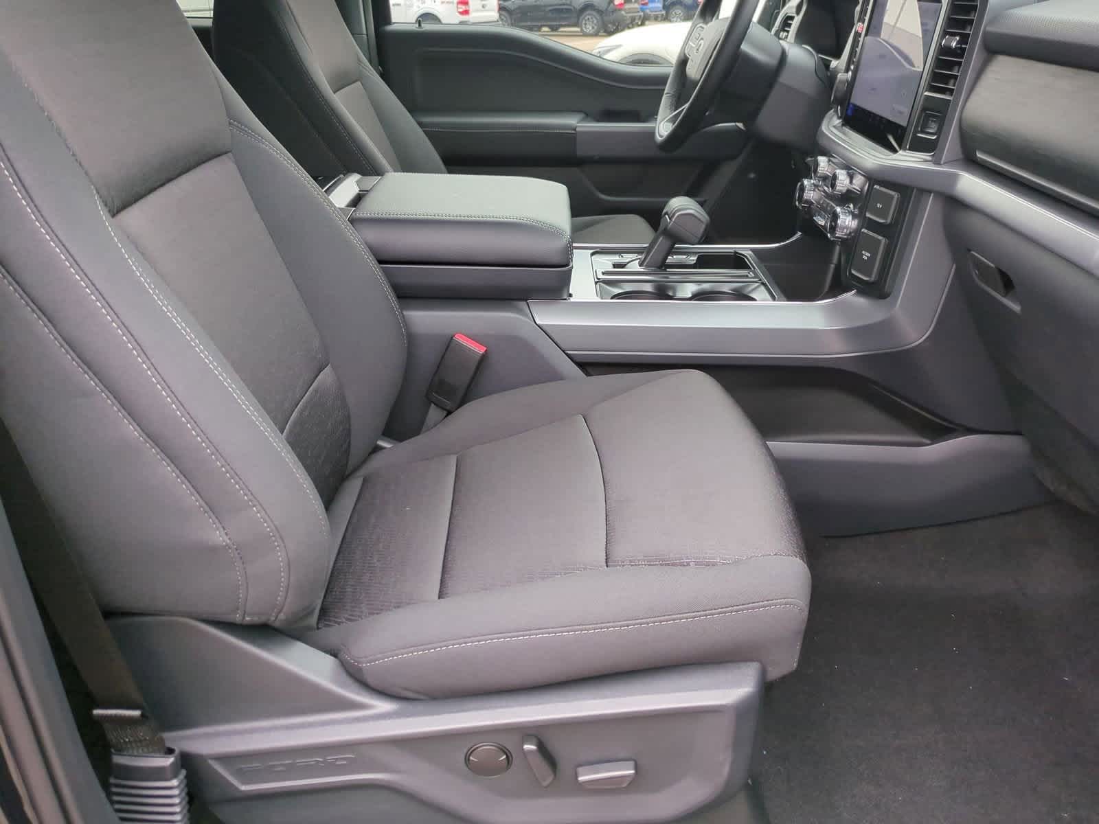 2025 Ford F-150 XLT 21