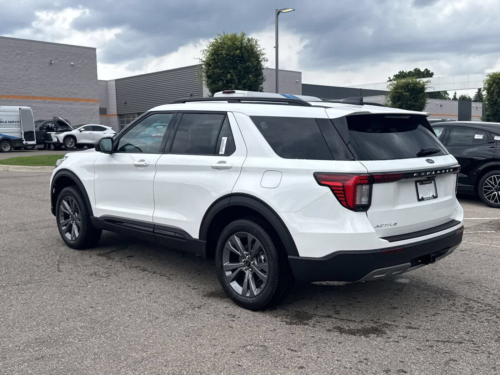 Thumbnail: 2026 Ford Explorer - 6