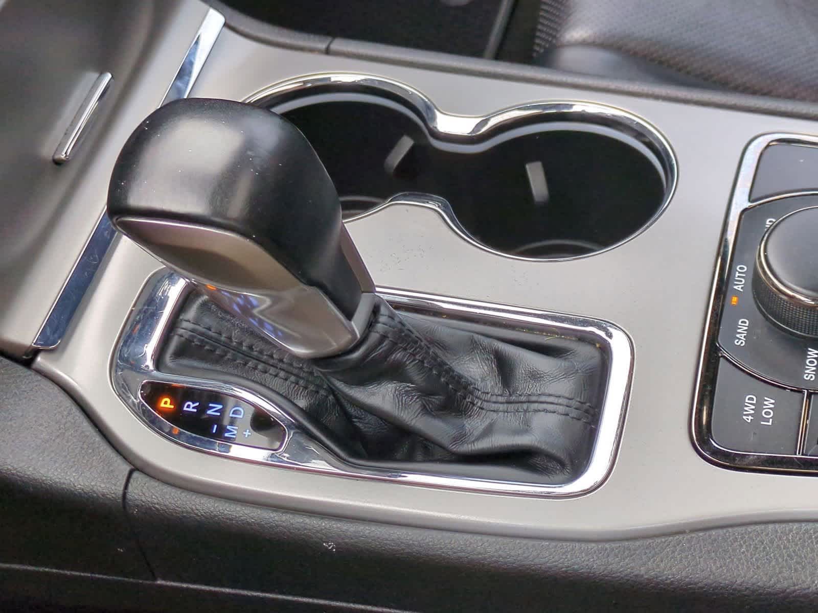Thumbnail: 2021 Jeep Grand Cherokee - 33