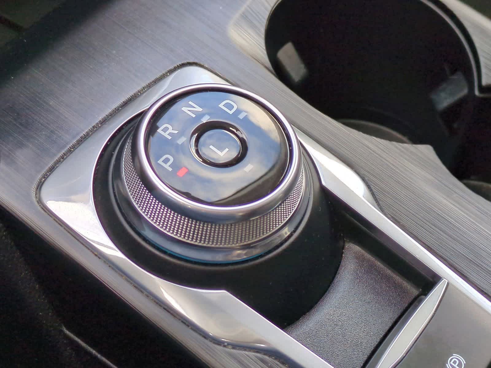 Thumbnail: 2022 Ford Escape - 31