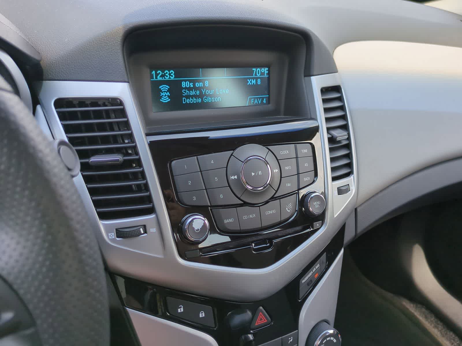 Thumbnail: 2012 Chevrolet Cruze - 26