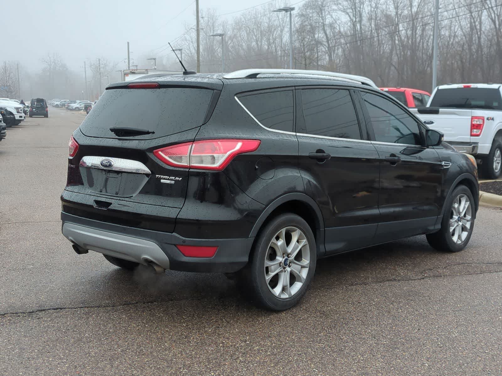 Thumbnail: 2016 Ford Escape - 8